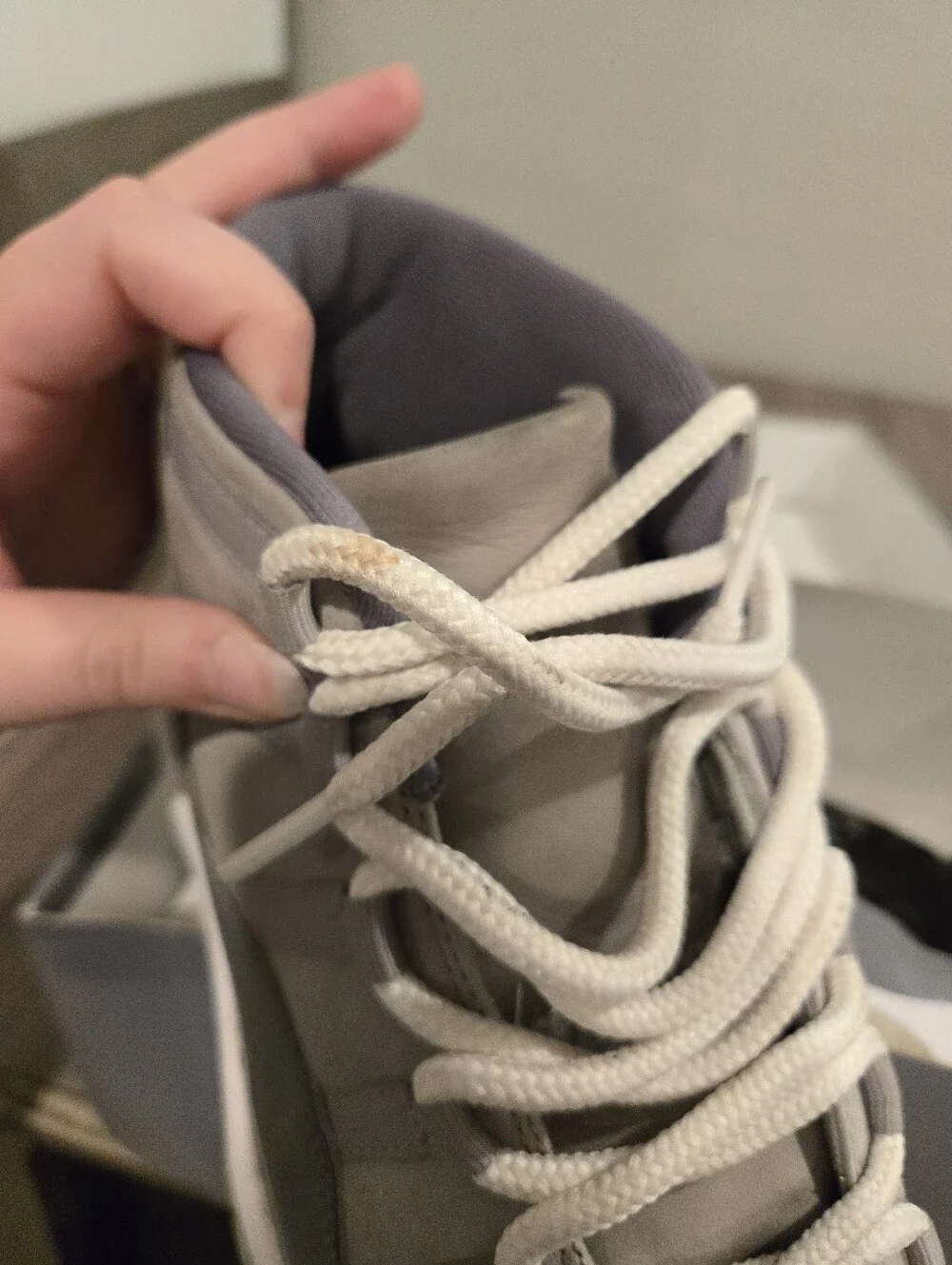 USED Nike Air Jordan 11 Retro Cool Grey Size 9